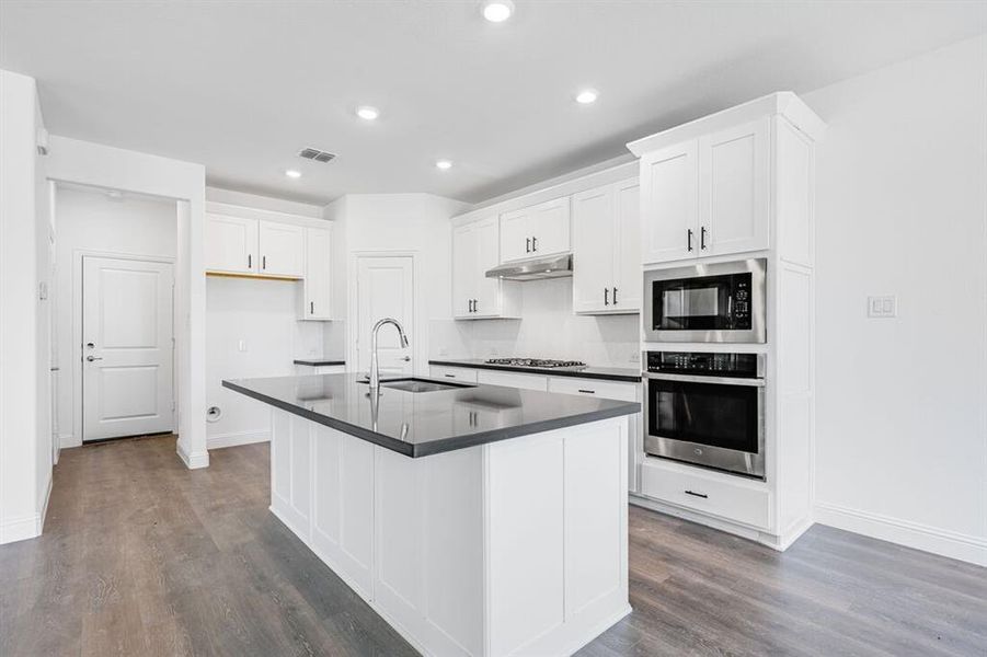 116 North Sky Drive ~ Ready Now 116 North Sky Drive ~ Ready Now