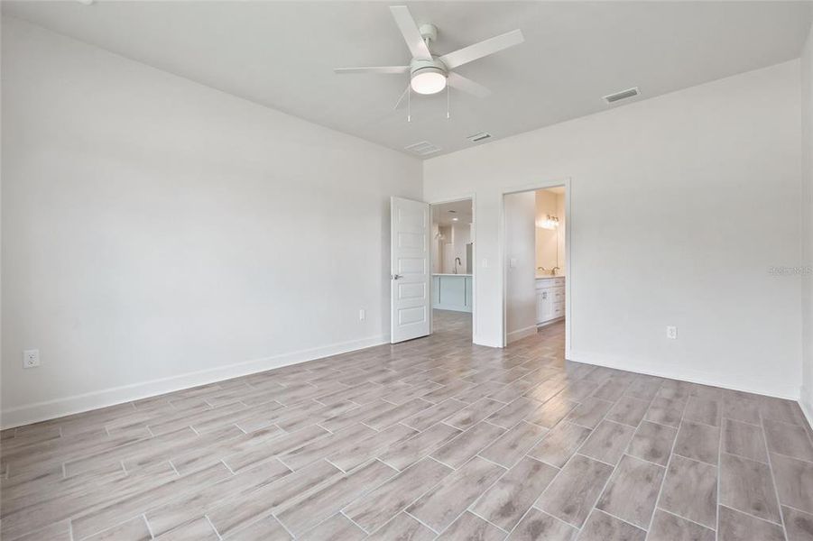 Spacious, unfurnished interior of a new home in , Newberry (Image 29). Spacious, unfurnished interior of a new home in , Newberry (Image 29).