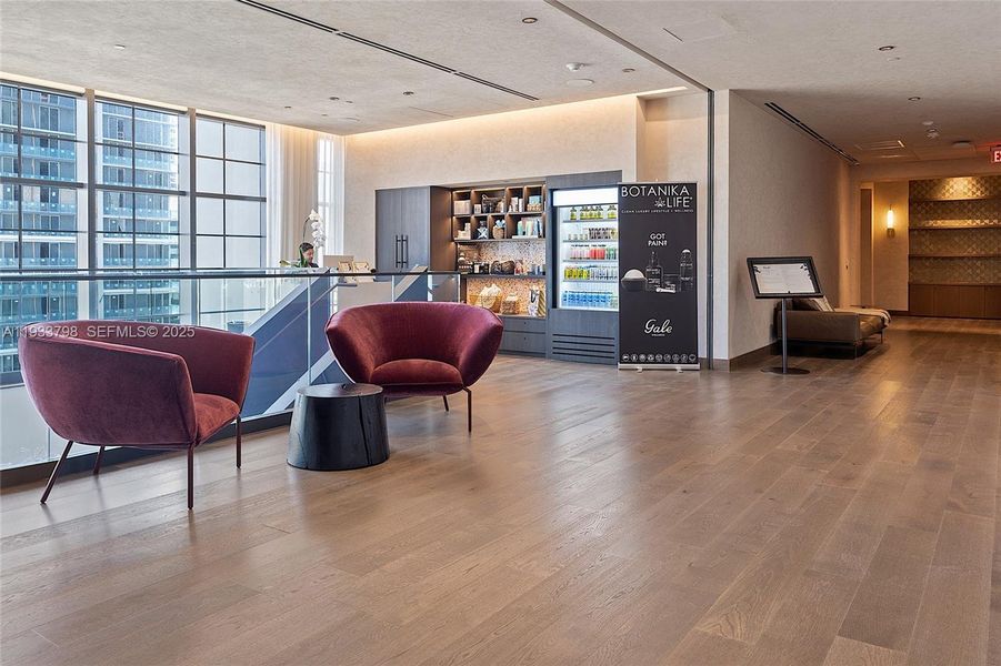 Community amenities in , Miami (Image 47).