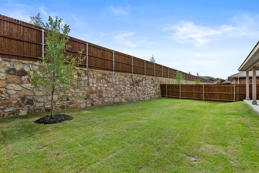 Exterior details and patio area of a home in , Fort Worth (Image 3).