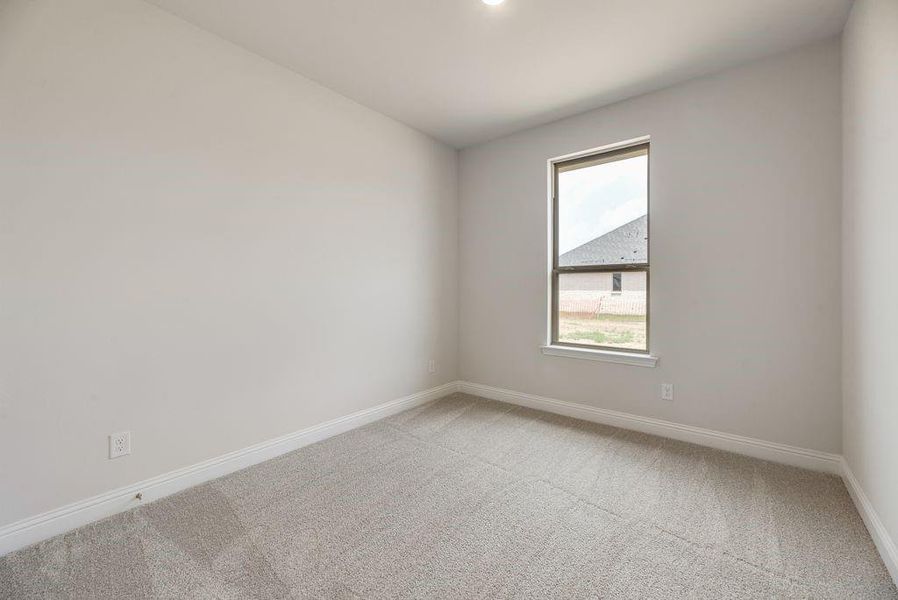 Spacious, unfurnished interior of a new home in Spiritas Ranch, Little Elm (Image 16).