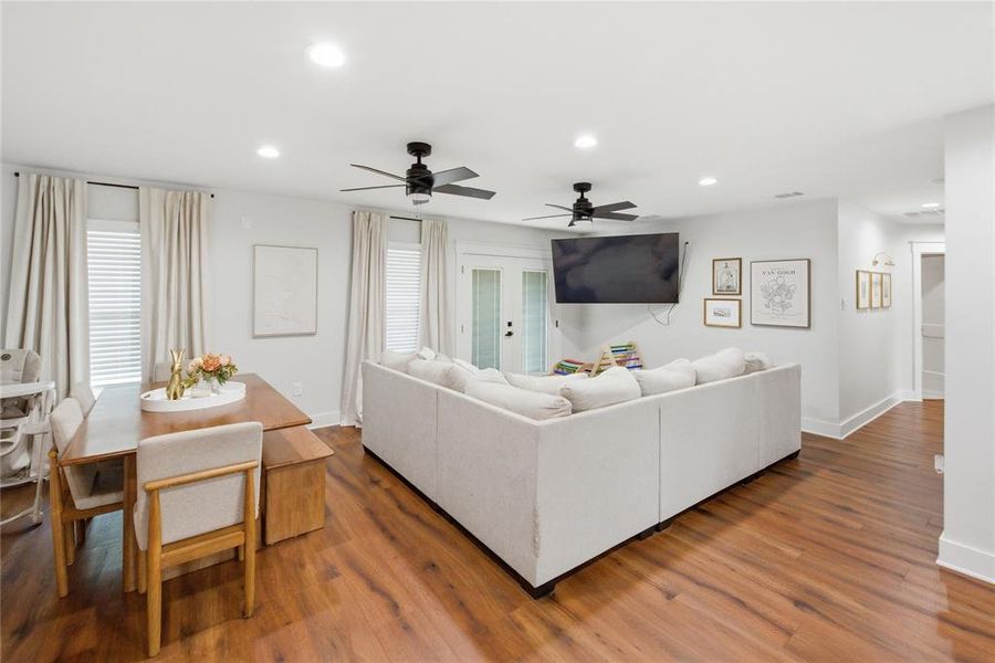 Furnished interior view inside a new home in , Rosebud (Image 7).