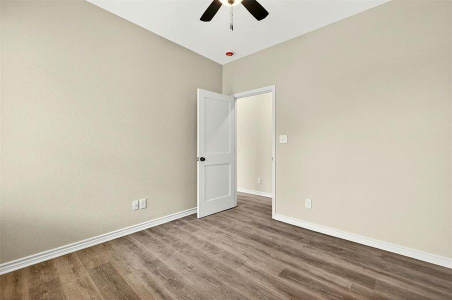 Spacious, unfurnished interior of a new home in , Callisburg (Image 28).
