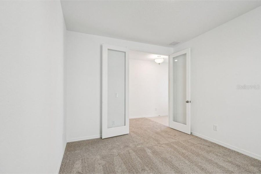 Spacious, unfurnished interior of a new home in Northlake Traditional, Winter Garden (Image 20). Spacious, unfurnished interior of a new home in Northlake Traditional, Winter Garden (Image 20).