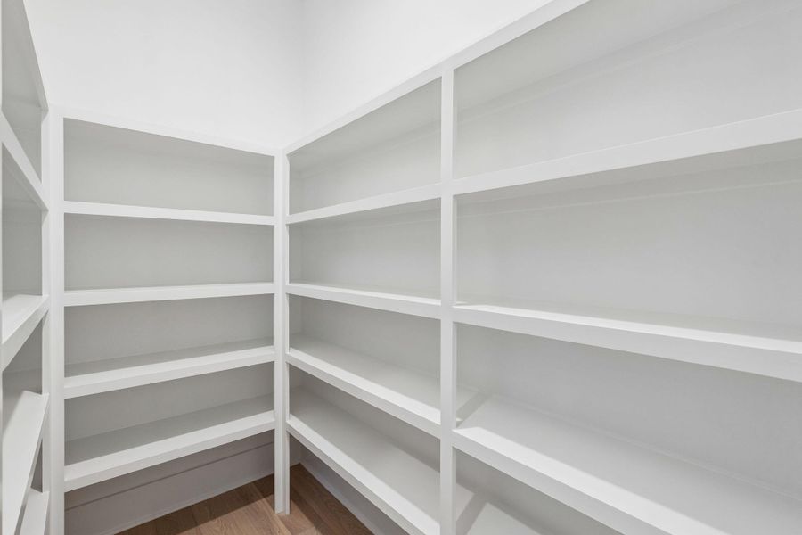 Spacious, unfurnished interior of a new home in , Wando (Image 29).