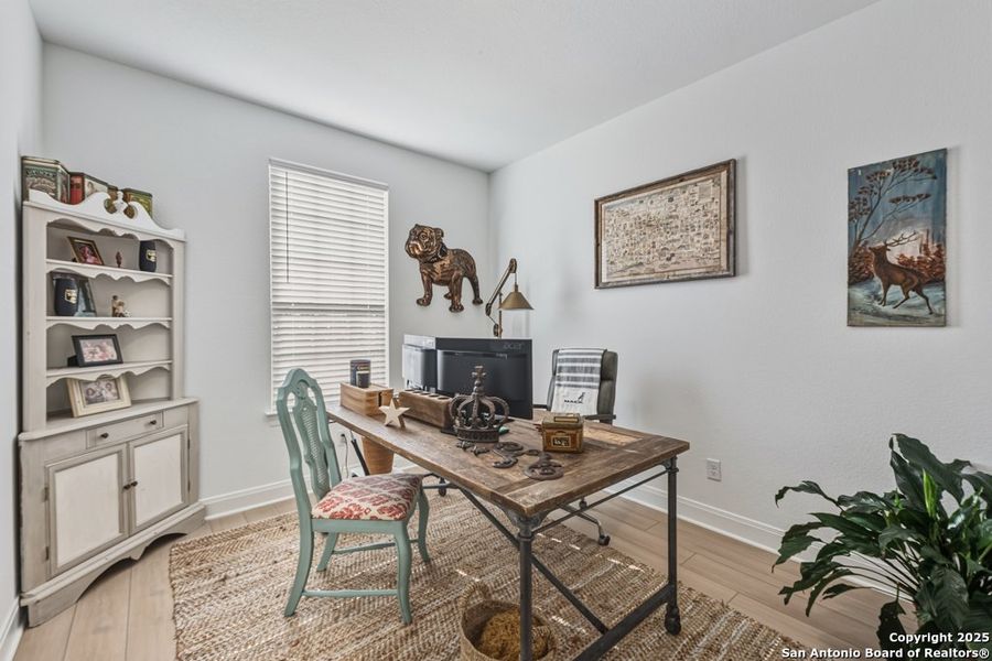 Furnished interior view inside a new home in La Cima, San Marcos (Image 25). Furnished interior view inside a new home in La Cima, San Marcos (Image 25).