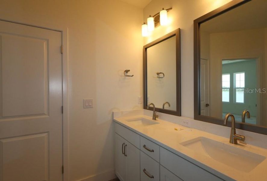 Image 16 of a home in .