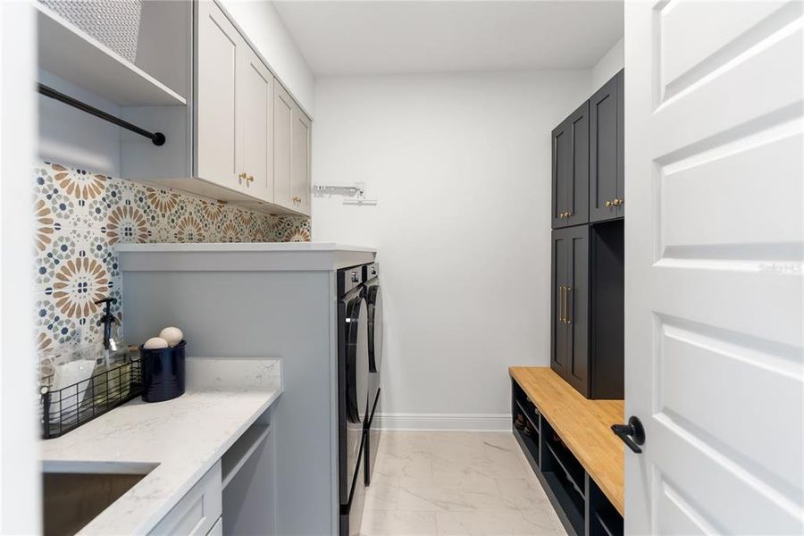 Furnished interior view inside a new home in , Bradenton (Image 44).