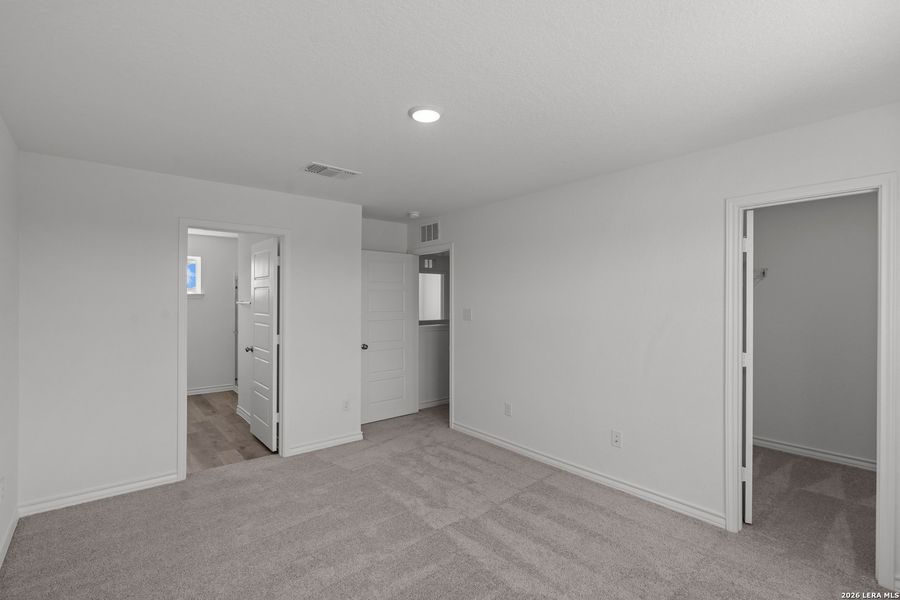 Spacious, unfurnished interior of a new home in Horizon Ridge, San Antonio (Image 19).