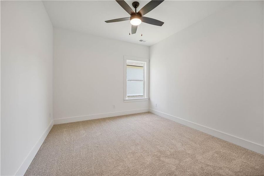 Spacious, unfurnished interior of a new home in , Jefferson (Image 32).
