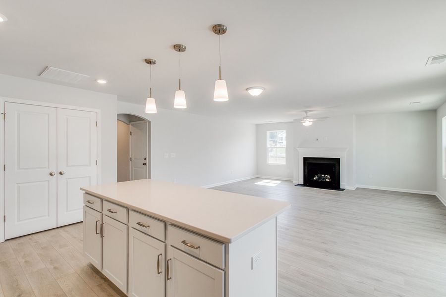 Furnished interior view inside a new home in Winston Point, Gilbert (Image 7).