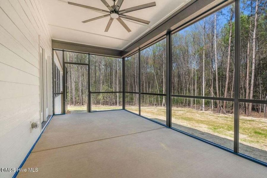 355 Shaw Rd 355 Shaw Rd