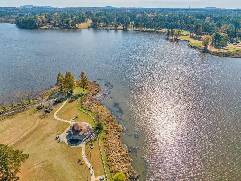 Natural landscape and outdoor views near Terraces at Paravel in Acworth (Image 30).