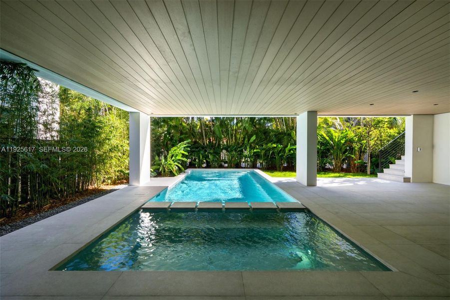 Exterior details and patio area of a home in , Miami (Image 24).