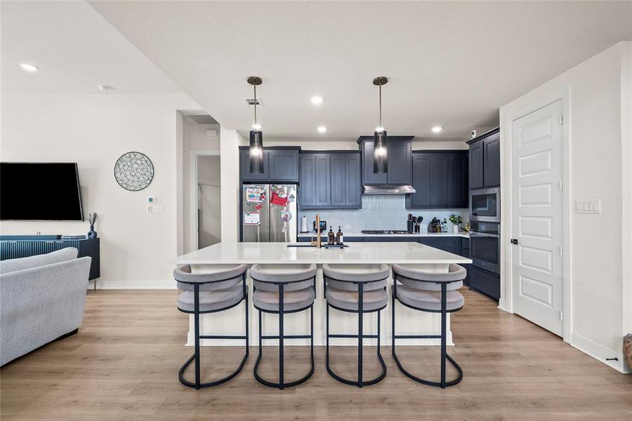 Furnished interior view inside a new home in Willow Grove, Melissa (Image 7).