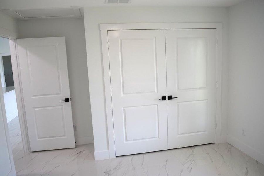 Spacious, unfurnished interior of a new home in , Okeechobee (Image 7). Spacious, unfurnished interior of a new home in , Okeechobee (Image 7).