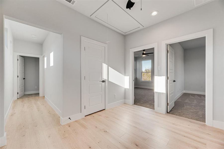 Spacious, unfurnished interior of a new home in , Dallas (Image 16). Spacious, unfurnished interior of a new home in , Dallas (Image 16).