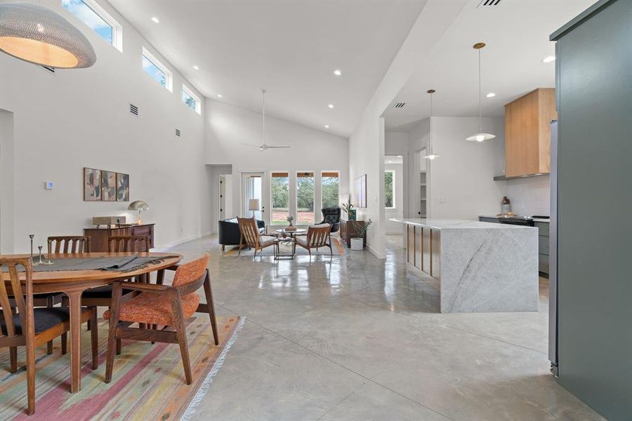Furnished interior view inside a new home in , Bridgeport (Image 13).