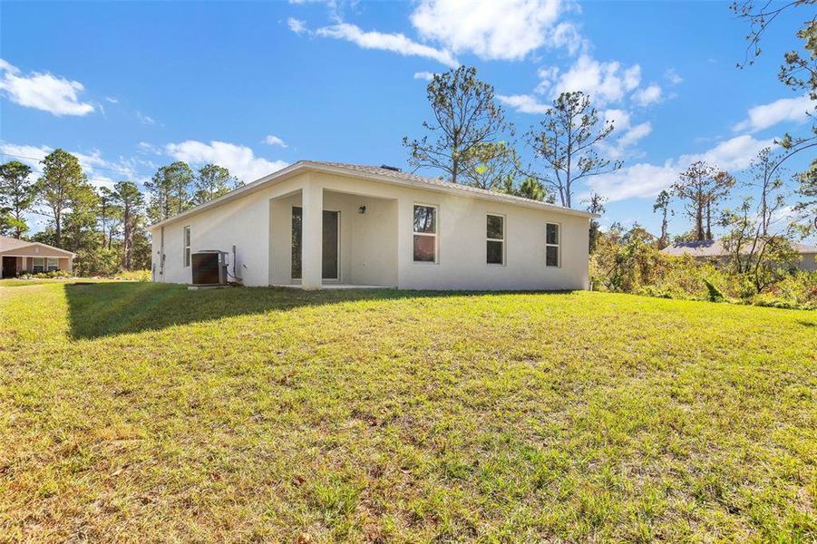 Exterior details and patio area of a home in Sun 'N Lake Classic at Sun 'N Lake, Sebring (Image 3). Exterior details and patio area of a home in Sun 'N Lake Classic at Sun 'N Lake, Sebring (Image 3).