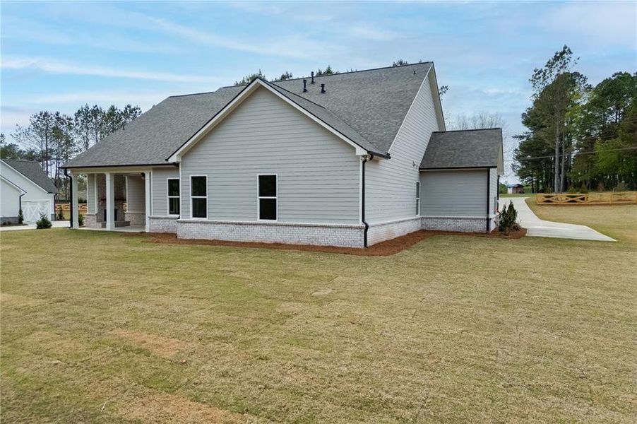 Exterior details and patio area of a home in , Cumming (Image 26).