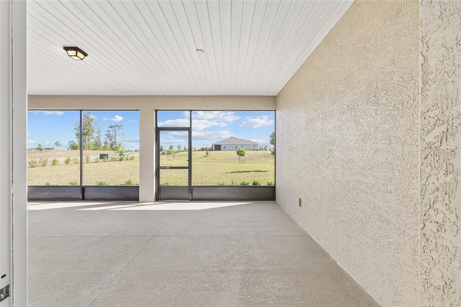 Exterior details and patio area of a home in , Ocala (Image 3). Exterior details and patio area of a home in , Ocala (Image 3).