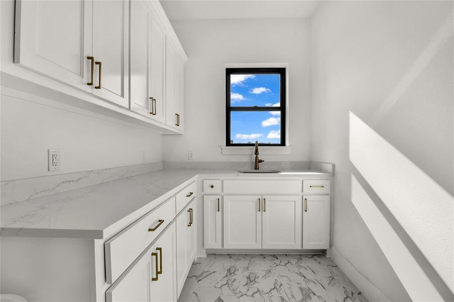 Furnished interior view inside a new home in , Aledo (Image 7).