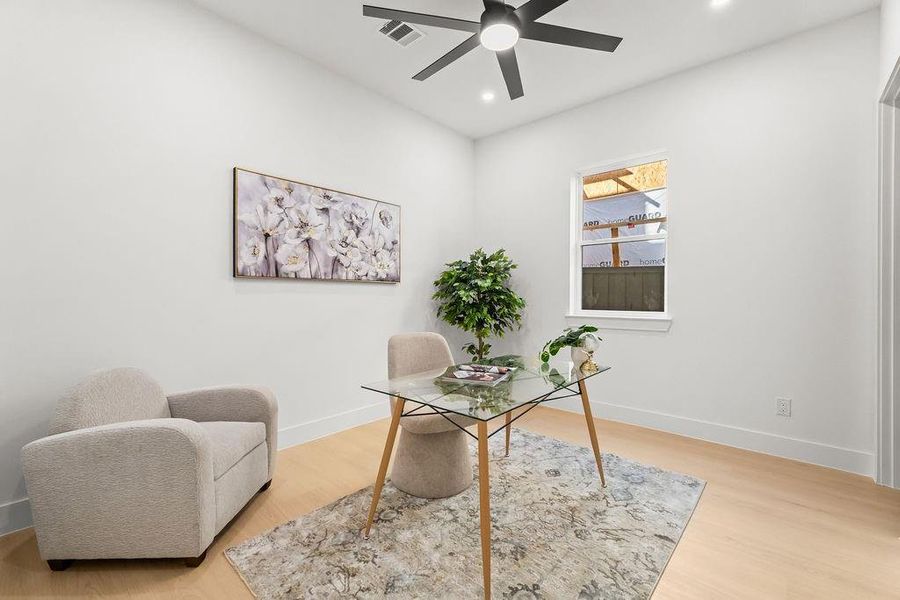 Furnished interior view inside a new home in , Dallas (Image 35).