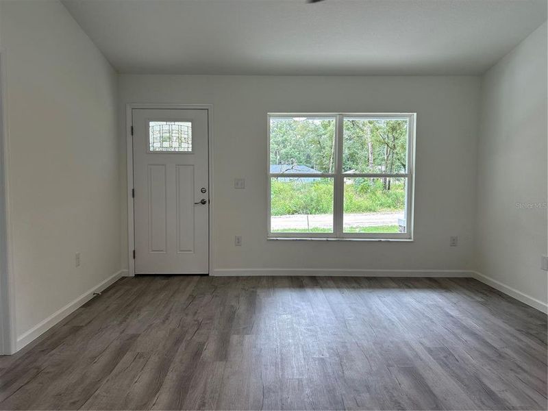 Spacious, unfurnished interior of a new home in , Summerfield (Image 10).