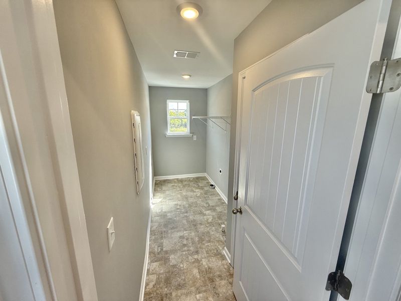 Spacious, unfurnished interior of a new home in Stonehenge, Manchester (Image 7).