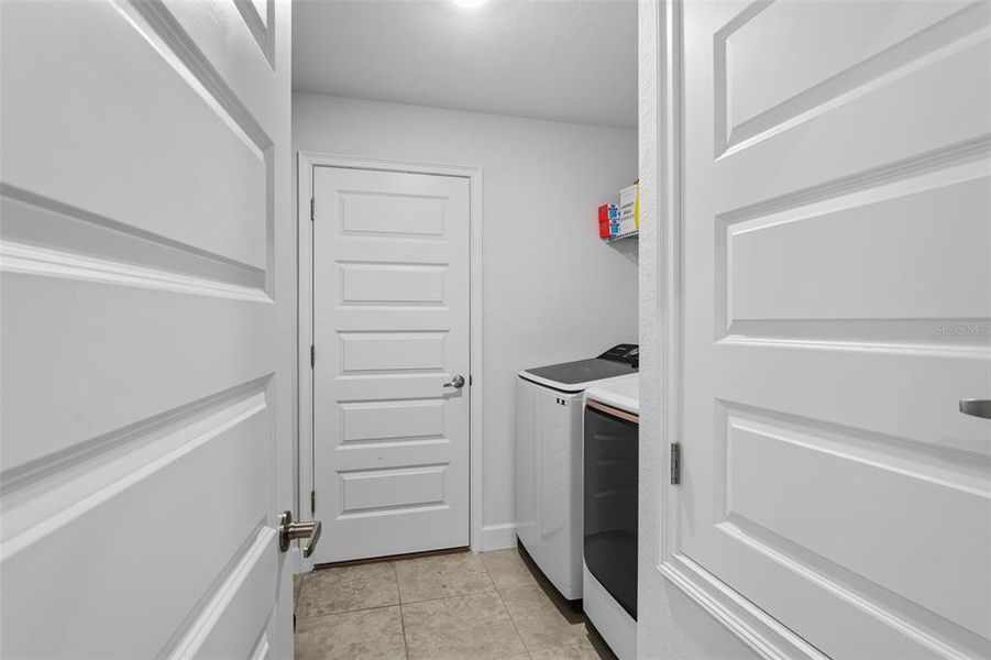 Furnished interior view inside a new home in Spring Hill, Spring Hill (Image 27).