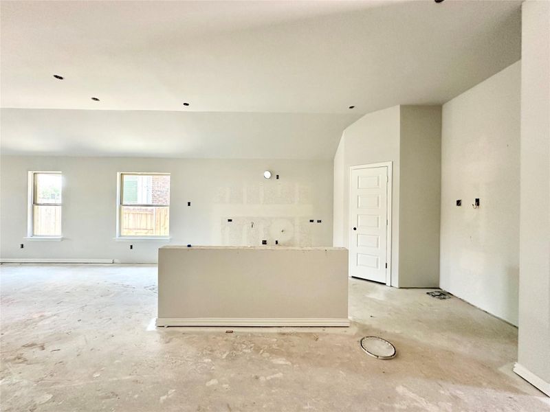 Spacious, unfurnished interior of a new home in Anthem, Kyle (Image 4). Spacious, unfurnished interior of a new home in Anthem, Kyle (Image 4).
