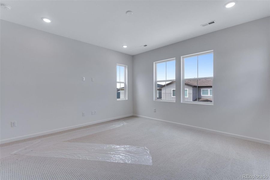 Spacious, unfurnished interior of a new home in Prelude at The Aurora Highlands, Aurora (Image 29). Spacious, unfurnished interior of a new home in Prelude at The Aurora Highlands, Aurora (Image 29).