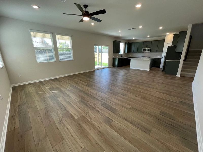 Spacious, unfurnished interior of a new home in Covered Bridge, Hutto (Image 23). Spacious, unfurnished interior of a new home in Covered Bridge, Hutto (Image 23).
