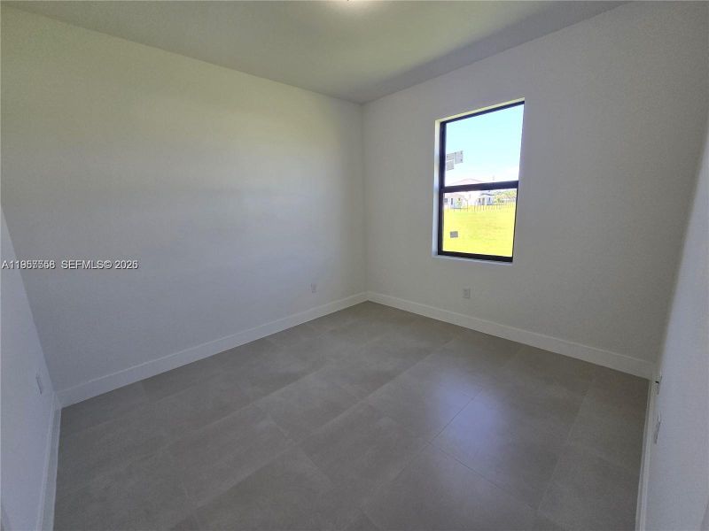 Spacious, unfurnished interior of a new home in , Homestead (Image 25).