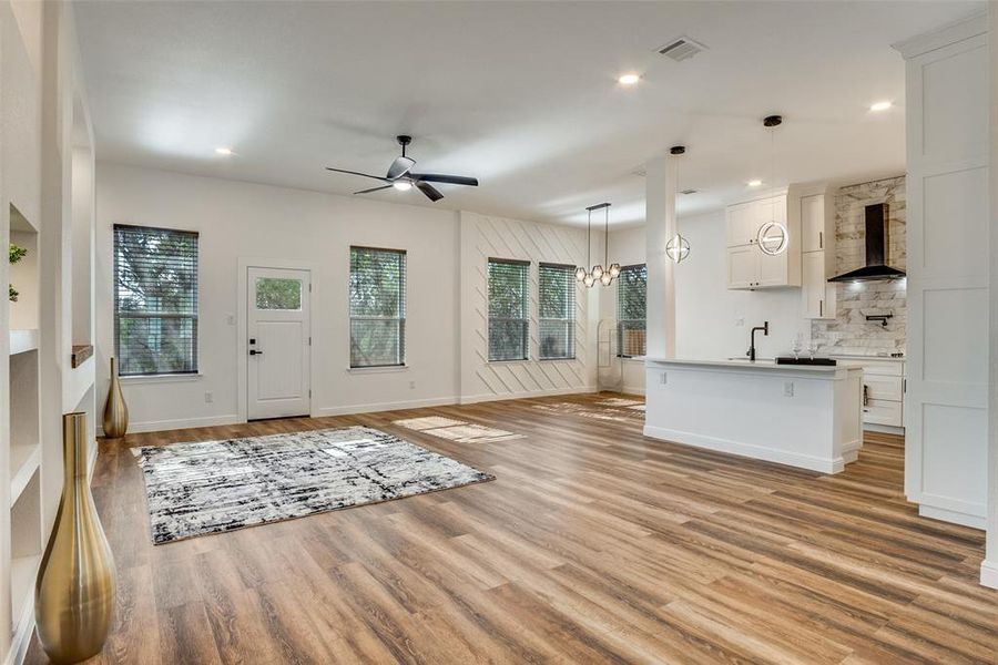 Furnished interior view inside a new home in , Granbury (Image 7).