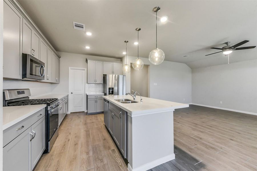 Furnished interior view inside a new home in Sunrise Cove, Texas City (Image 9).