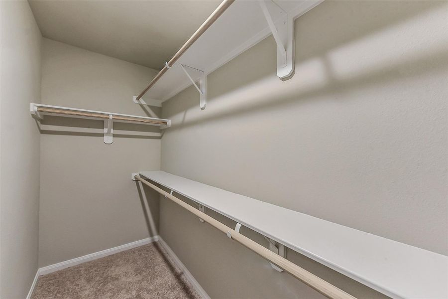 Spacious, unfurnished interior of a new home in King Oaks Village, Baytown (Image 16).