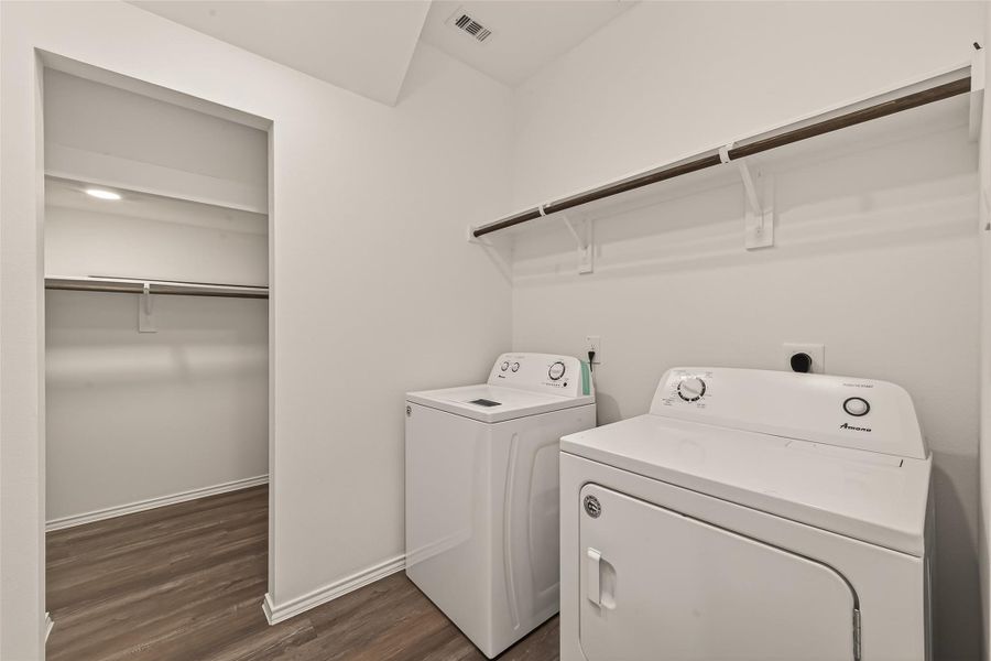 Furnished interior view inside a new home in , Katy (Image 8).