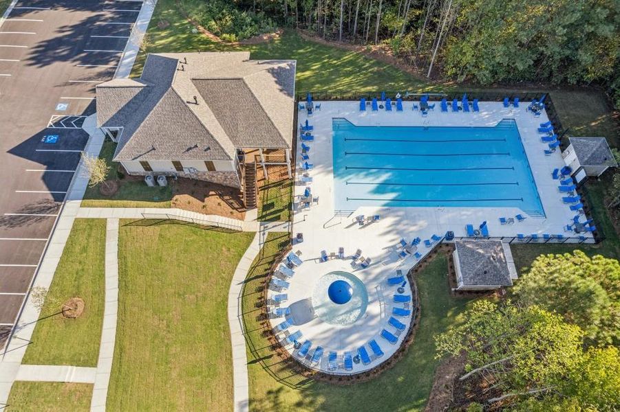 Community amenities in Parkside at Carter Grove, Cartersville (Image 36).
