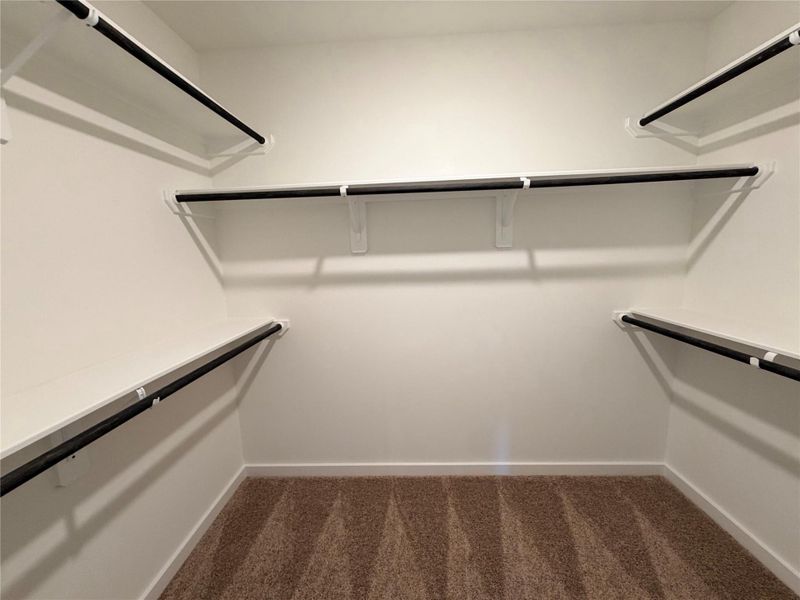 Spacious, unfurnished interior of a new home in Foxtail Palms, Manvel (Image 22).
