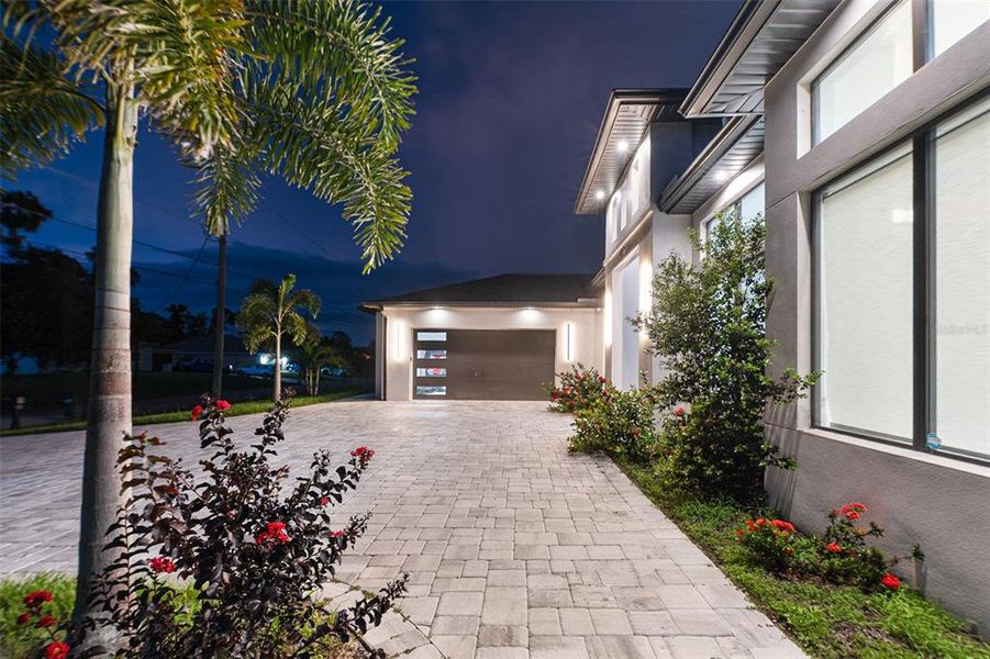 Exterior details and patio area of a home in , North Port (Image 32).