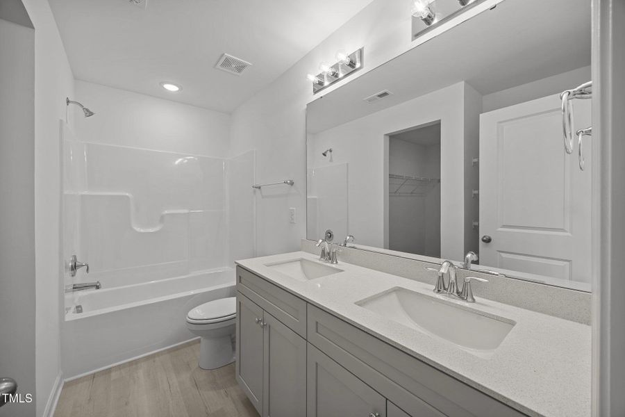 19-web-or-mls-3655 NC 62 Burlington - Ra