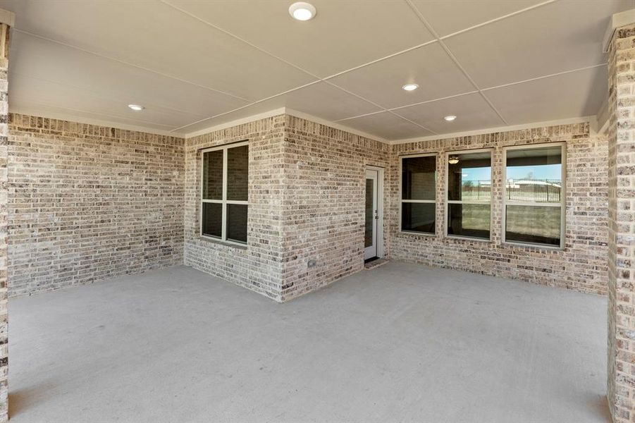 25_26. 539 San Angelo - Patio 25_26. 539 San Angelo - Patio