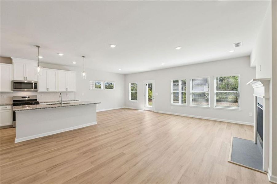 Spacious, unfurnished interior of a new home in Martin Springs - Estate Series, Lawrenceville (Image 35). Spacious, unfurnished interior of a new home in Martin Springs - Estate Series, Lawrenceville (Image 35).