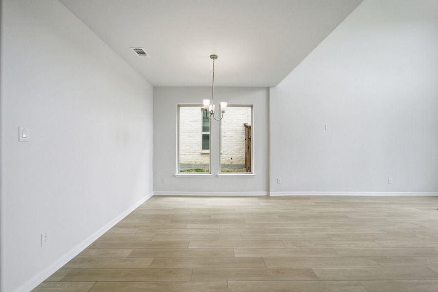 Spacious, unfurnished interior of a new home in La Terra, Celina (Image 46). Spacious, unfurnished interior of a new home in La Terra, Celina (Image 46).