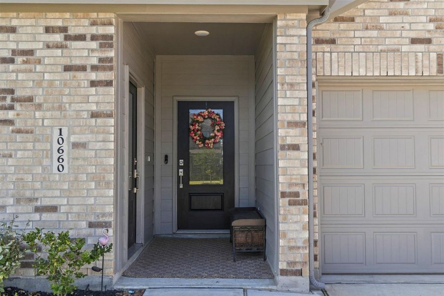 Exterior details and patio area of a home in Grand Oaks Reserve, Cleveland (Image 3).
