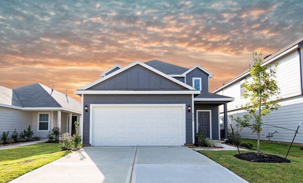 Front exterior of a new home in Cliffstone Hills, Conroe, TX, highlighting curb appeal (Image 2). Front exterior of a new home in Cliffstone Hills, Conroe, TX, highlighting curb appeal (Image 2).
