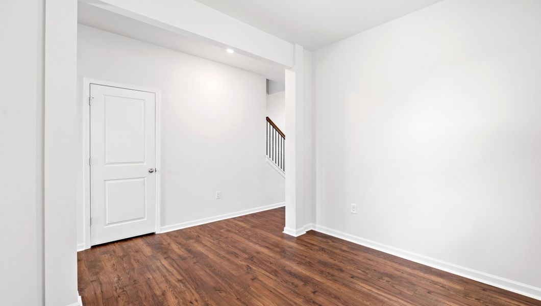 Spacious, unfurnished interior of a new home in Waverly Station, Greenwood (Image 14).