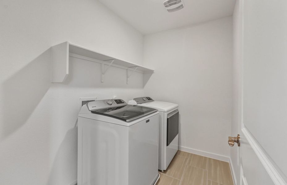 Close-up of interior finishes inside a home in Crosswinds, Kyle (Image 13).