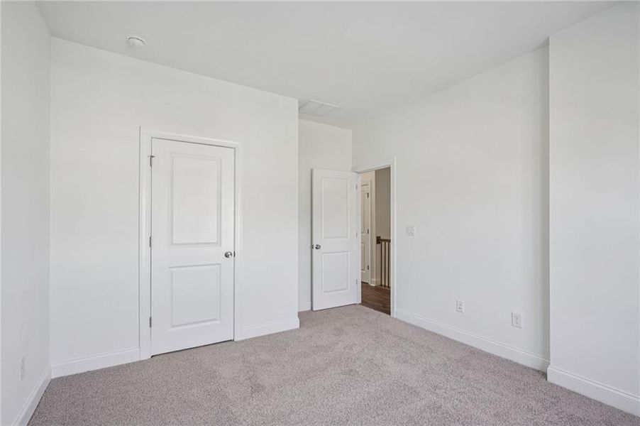 Spacious, unfurnished interior of a new home in Evanshire Townhomes, Duluth (Image 38).
